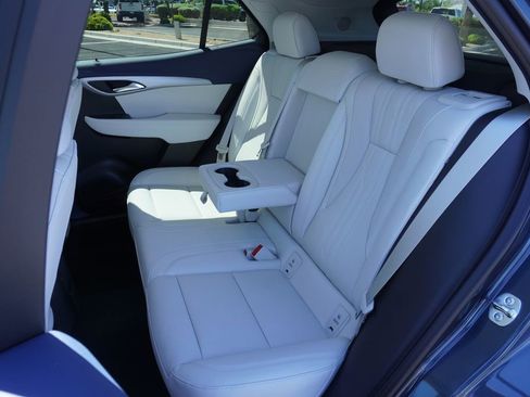 New 2026 Buick Envision Avenir image 9