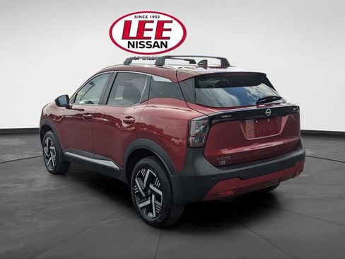 New 2026 Nissan Kicks SV w/ SV Premium Package FWD image 5
