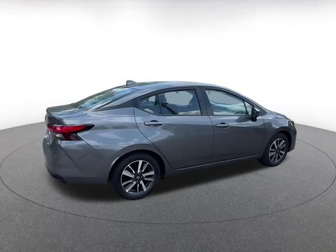 Used 2025 Nissan Versa SV FWD image 15