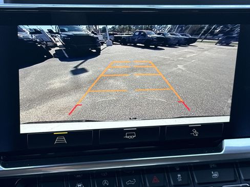 Used 2025 Chevrolet Silverado 1500 LT w/ All Star Edition Plus image 34