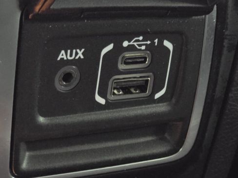 Used 2023 Jeep Gladiator Rubicon w/ LED Lighting Group image 30