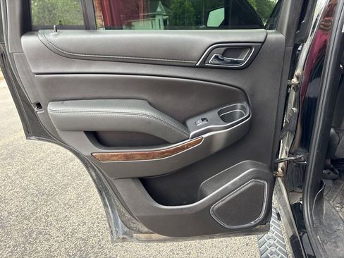 Used 2019 Chevrolet Tahoe LT AWD/4WD image 23