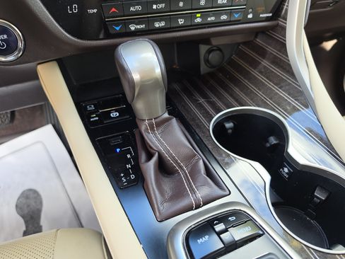 Used 2018 Lexus RX 450hL Luxury w/ Accessory Package AWD/4WD image 35