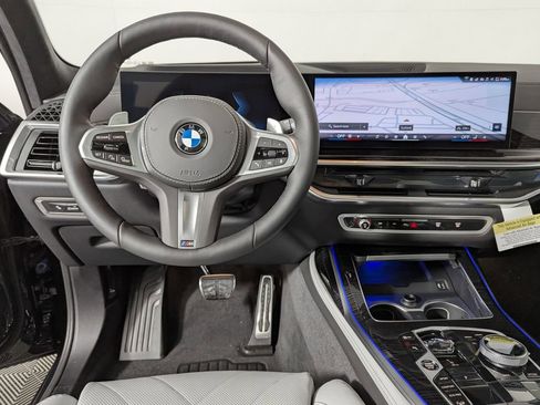 New 2026 BMW X7 xDrive40i AWD/4WD image 19