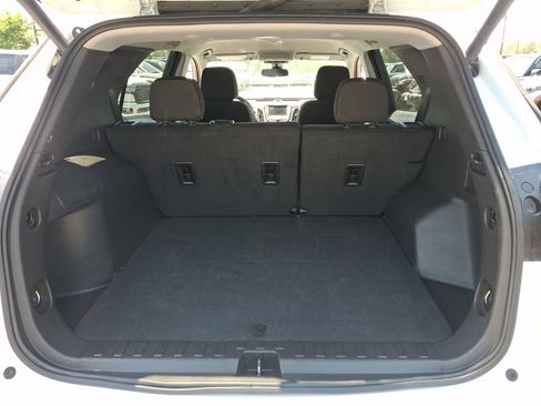 Used 2024 Chevrolet Equinox LT FWD image 18