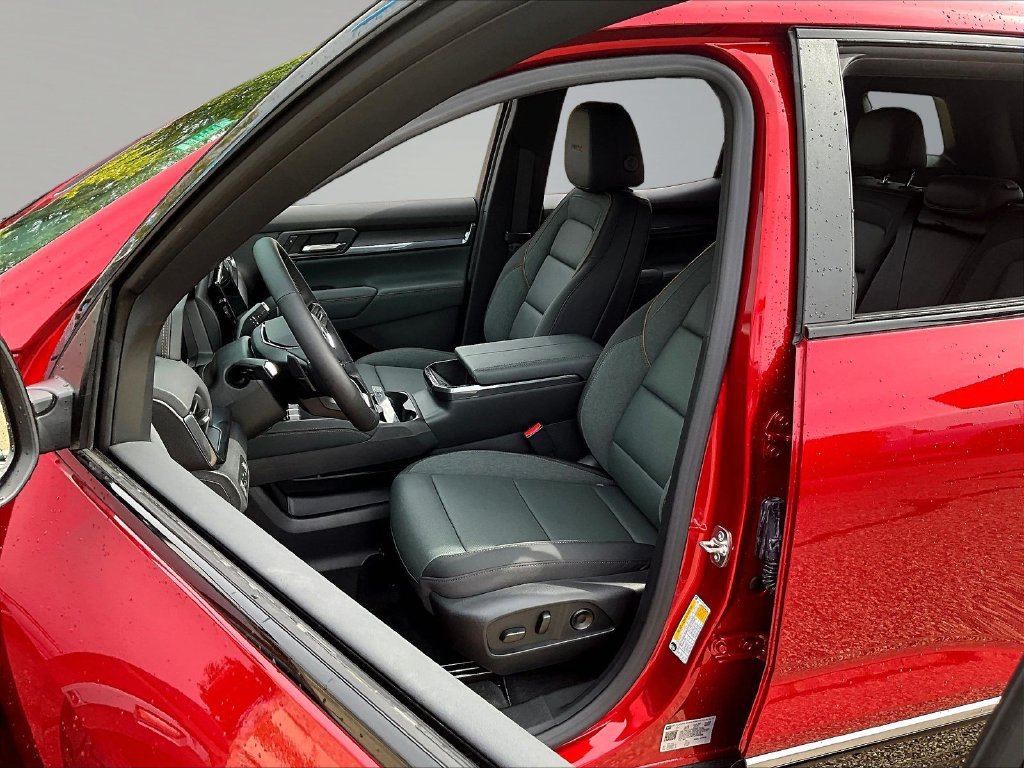New 2027 GMC Terrain AT4 w/ Convenience Package III AWD/4WD image 28
