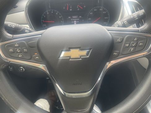 Used 2020 Chevrolet Equinox LS FWD image 10
