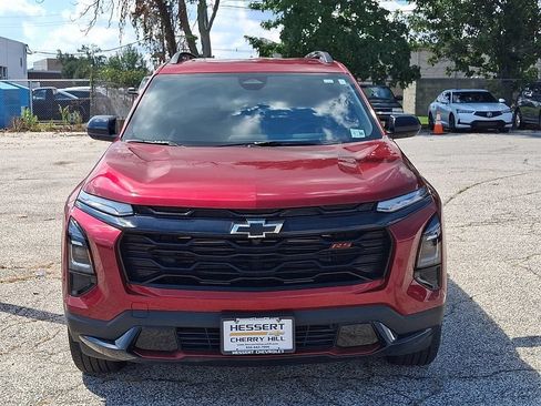 Certified 2025 Chevrolet Equinox RS FWD image 3
