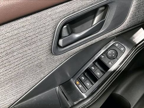 Used 2021 Nissan Rogue S AWD/4WD image 42