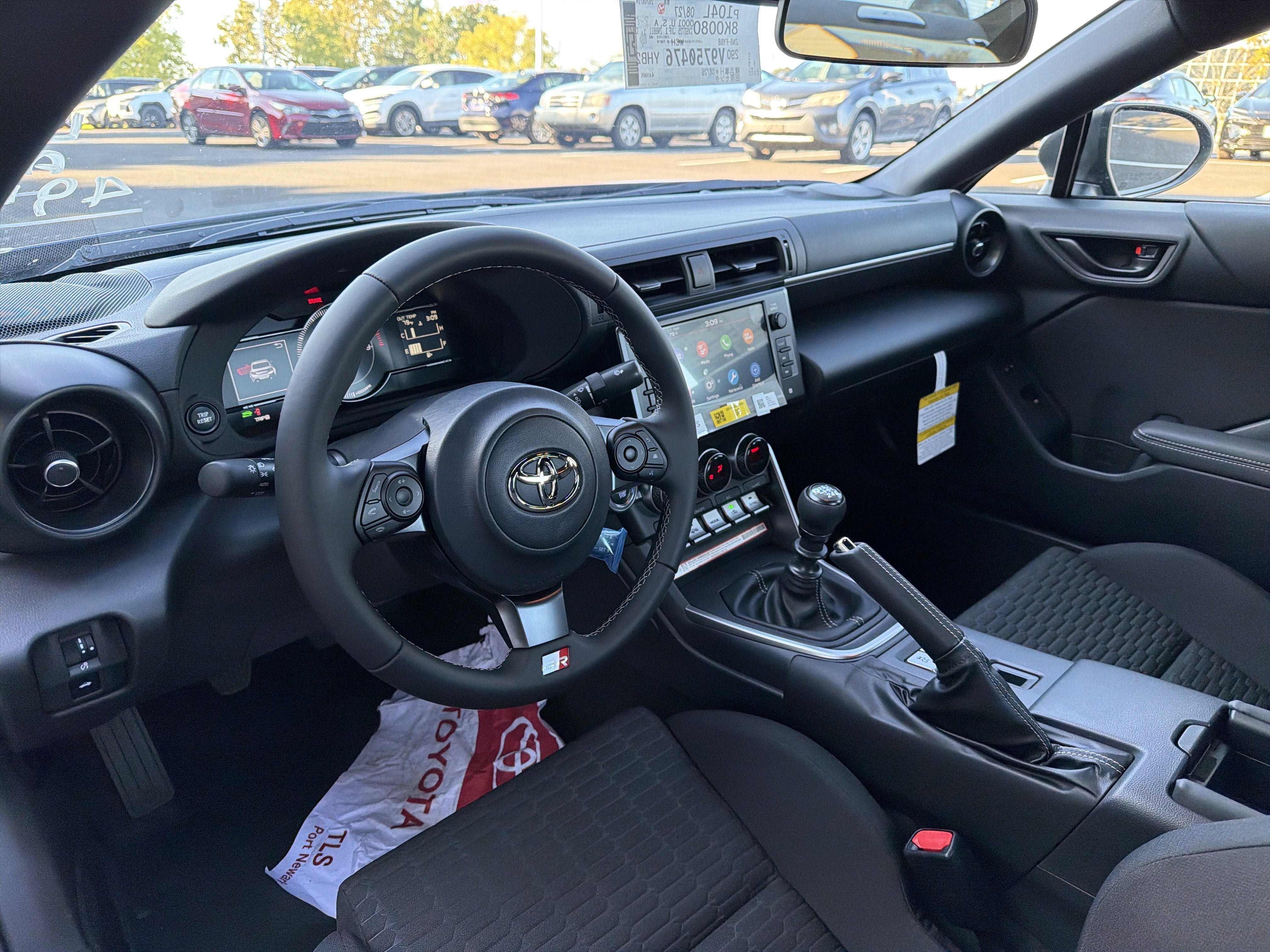 New 2027 Toyota GR86 w/ ALL Weather Mat Package (TMS) RWD image 12