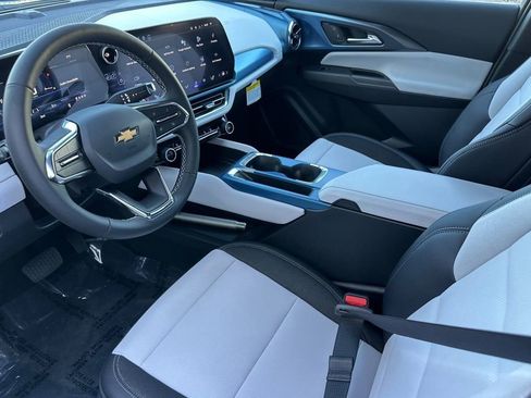 New 2026 Chevrolet Equinox EV LT FWD image 11