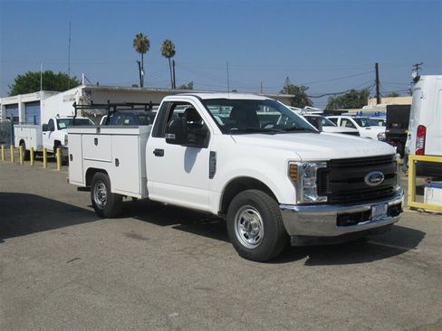 Used 2019 Ford F250 XL w/ XL Value Package image 1