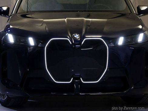 New 2026 BMW iX xDrive60 w/ M Sport Package image 6