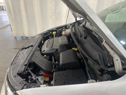 Used 2024 Chrysler Pacifica Touring-L image 35