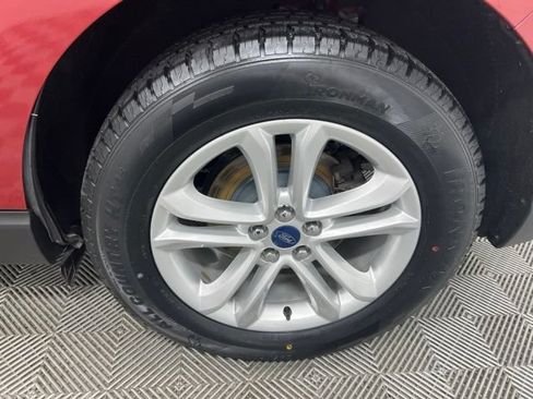 Used 2019 Ford Edge SEL w/ Equipment Group 201A AWD/4WD image 10