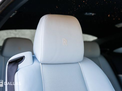 Used 2020 Rolls-Royce Wraith image 37