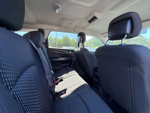 Used 2016 Dodge Journey SXT image 40