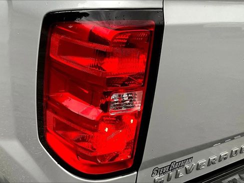 Certified 2018 Chevrolet Silverado 1500 LT image 21