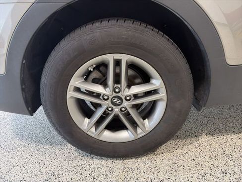 Used 2018 Hyundai Santa Fe Sport AWD/4WD image 34