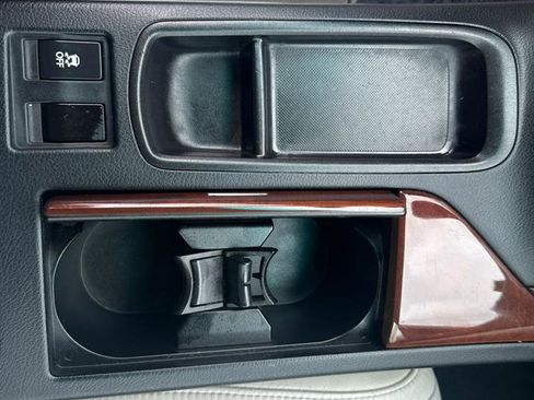 Used 2011 Lexus RX 350 2WD w/ Premium Pkg image 19