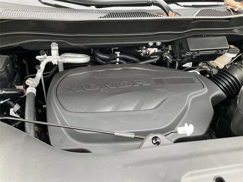 Used 2025 Honda Ridgeline Black Edition image 34