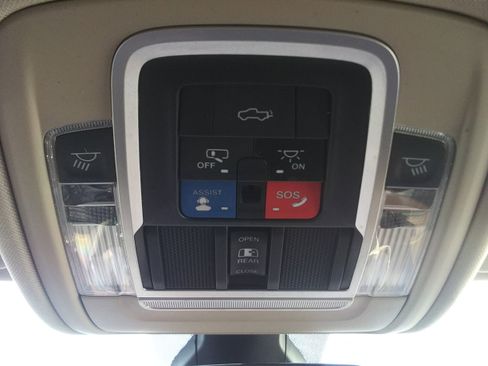 Used 2020 RAM 1500 Limited image 18