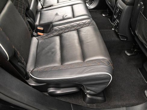 Used 2020 Jeep Grand Cherokee Summit AWD/4WD image 38