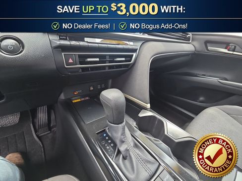 Used 2025 Toyota Camry LE FWD image 20