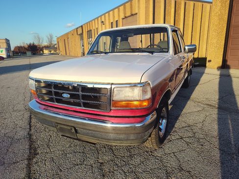 Used 1994 Ford F150 XL image 2
