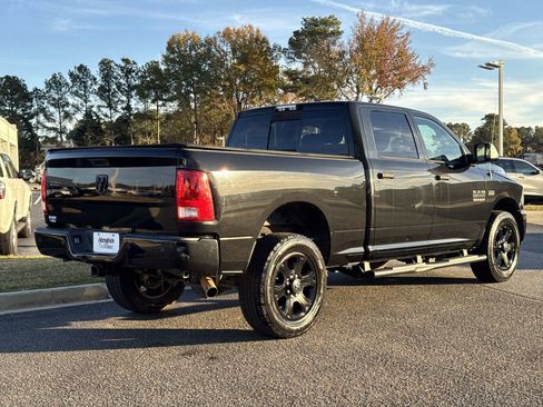 Used 2016 RAM 2500 Big Horn w/ Black Appearance Group image 10