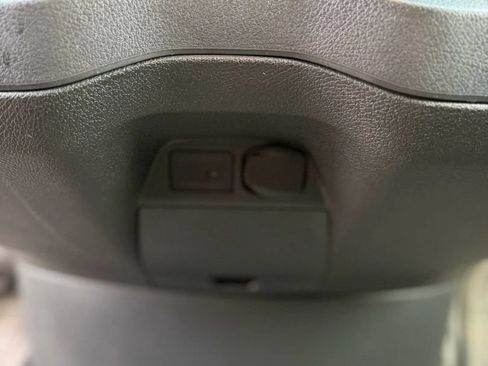 Used 2022 Mercedes-Benz Sprinter 2500 image 25