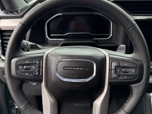 Used 2025 GMC Sierra 1500 Denali w/ Denali Reserve Package image 27