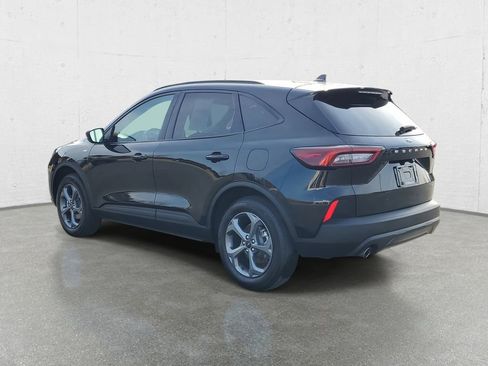 Used 2025 Ford Escape ST-Line image 5