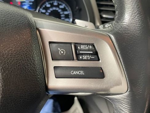 Used 2013 Subaru Outback 2.5i Limited AWD/4WD image 11