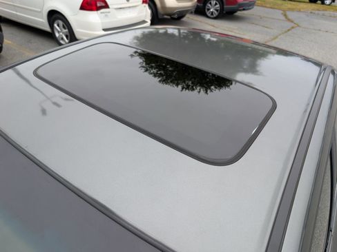 Used 2010 Honda Civic EX-L image 11