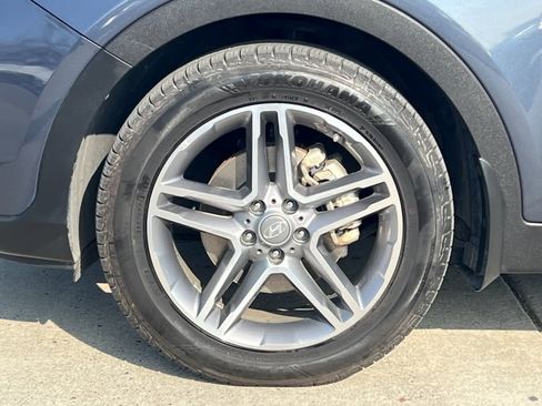 Used 2019 Hyundai Santa Fe XL image 27