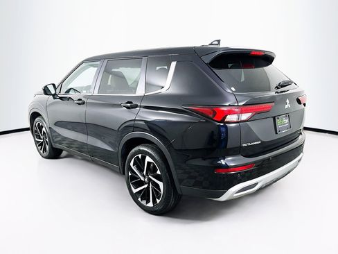 Used 2024 Mitsubishi Outlander SE image 5