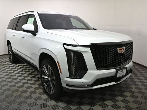 New 2026 Cadillac Escalade ESV Sport image 9
