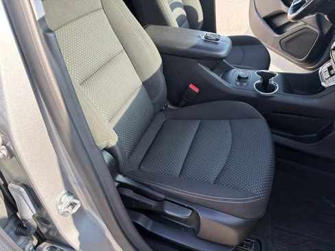 Used 2024 GMC Terrain SLE w/ Driver Convenience Package AWD/4WD image 25