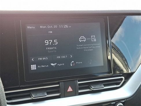 Used 2022 Kia Niro LX image 17