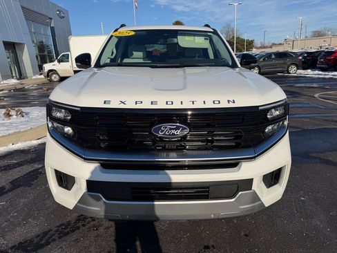 New 2025 Ford Expedition Max Platinum w/ Platinum Ultimate Package image 3