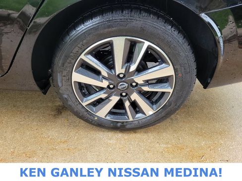 Certified 2024 Nissan Versa SV FWD image 20