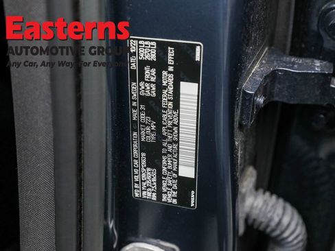 Used 2023 Volvo XC60 B5 Core image 35