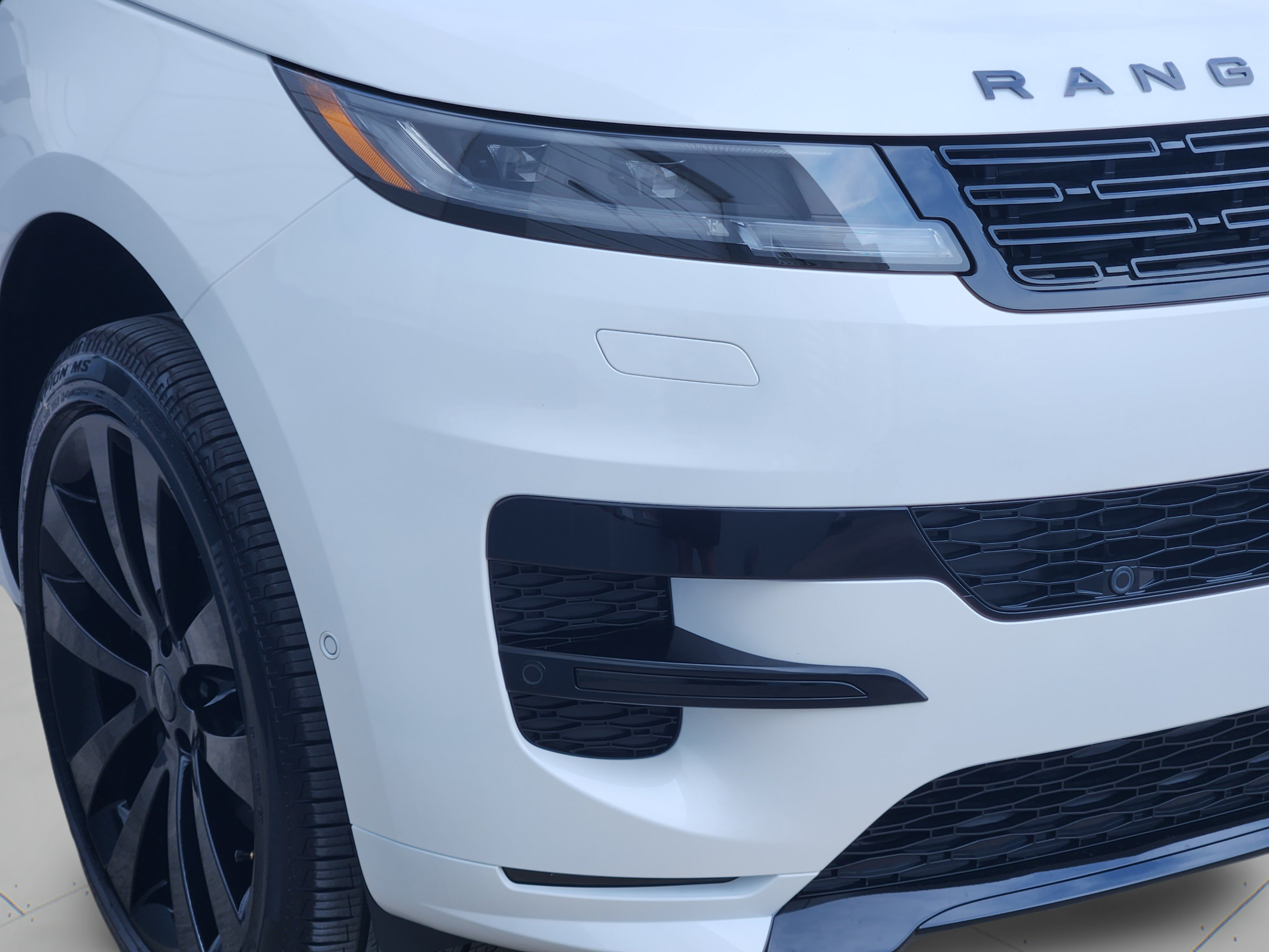 New 2026 Land Rover Range Rover Sport Dynamic SE AWD/4WD image 27
