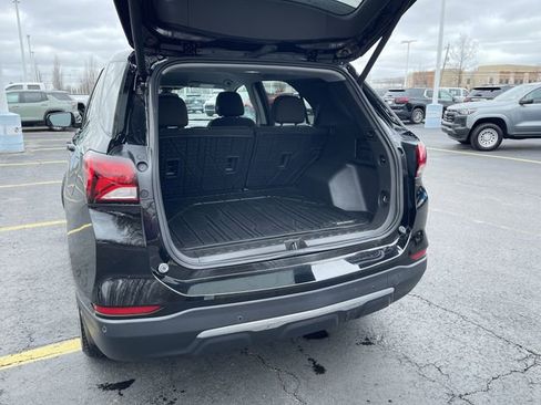 Certified 2024 Chevrolet Equinox LT w/ LPO, Floor Liner Package FWD image 26