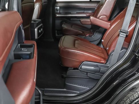 Used 2023 Ford Expedition Limited image 36