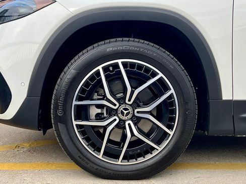 Certified 2023 Mercedes-Benz EQB 300 4MATIC image 14