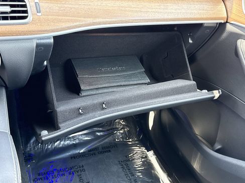 Certified 2025 Mercedes-Benz GLE 350 4MATIC image 26
