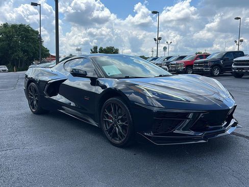 Used 2023 Chevrolet Corvette Stingray Premium Cpe w/ Z51 Performance Package RWD image 7