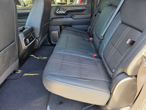 Certified 2024 Chevrolet Silverado 2500 High Country w/ High Country Premium Package AWD/4WD image 11